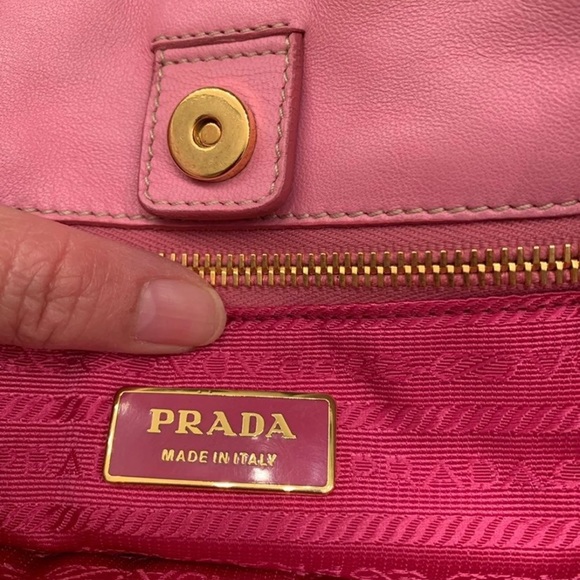 Authentic Prada Tessuto Fiocco Nylon Tote Bag - Picture 10 of 12